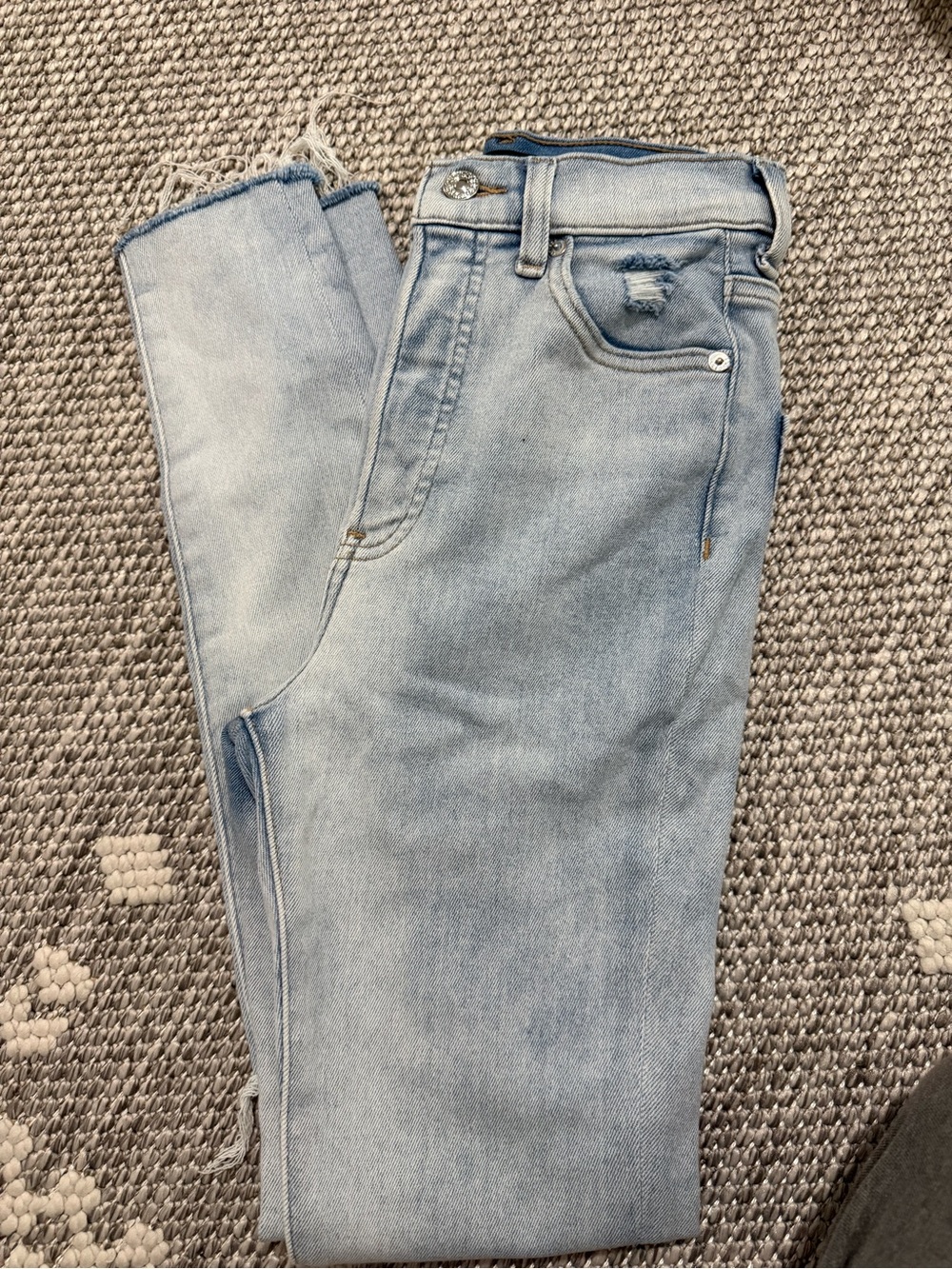 Express Women's Light Blue Skinny Jeans